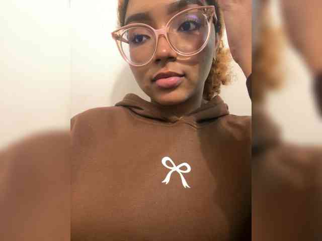 VioletVergara webcam