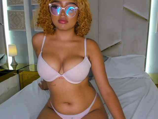 VioletVergara webcam