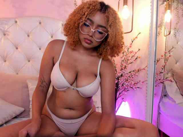 VioletVergara webcam