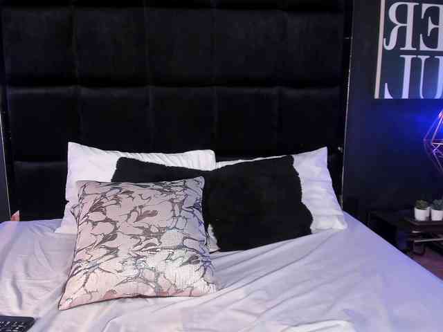 VioletVergara webcam