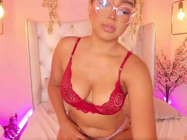 VioletVergara VioletVergara