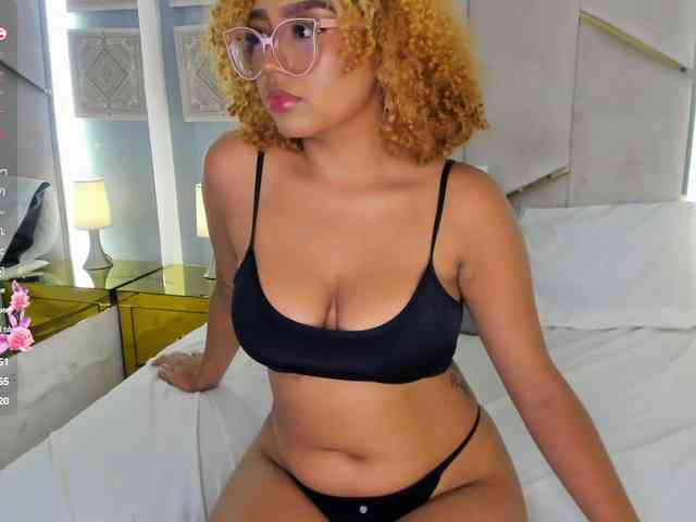 VioletVergara webcam