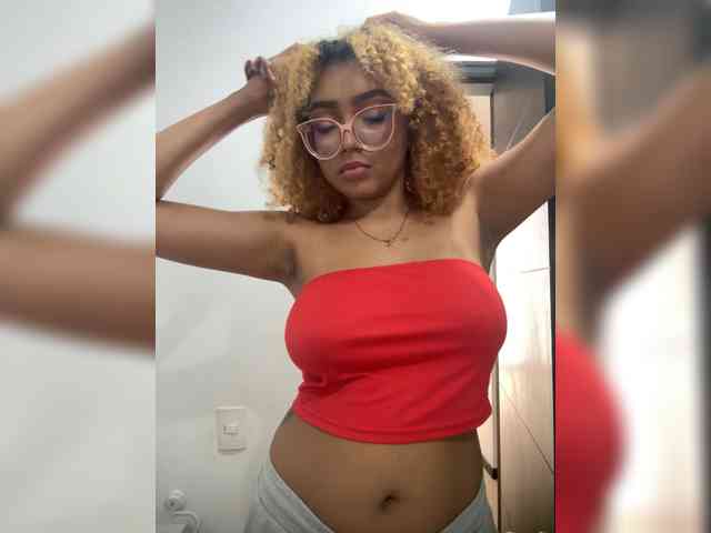 VioletVergara VioletVergara