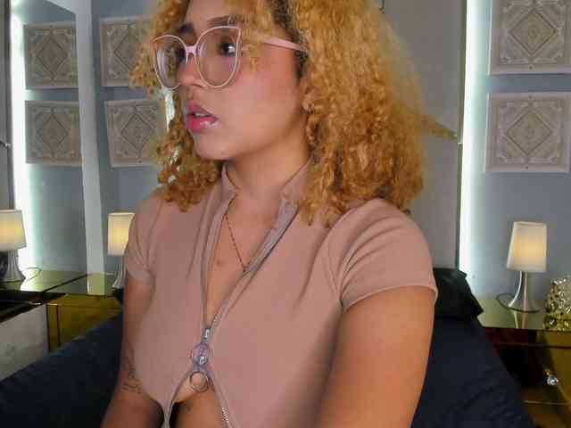 VioletVergara webcam