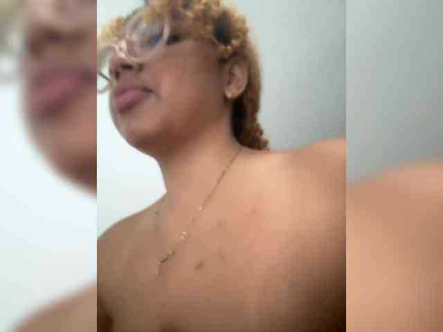 VioletVergara webcam