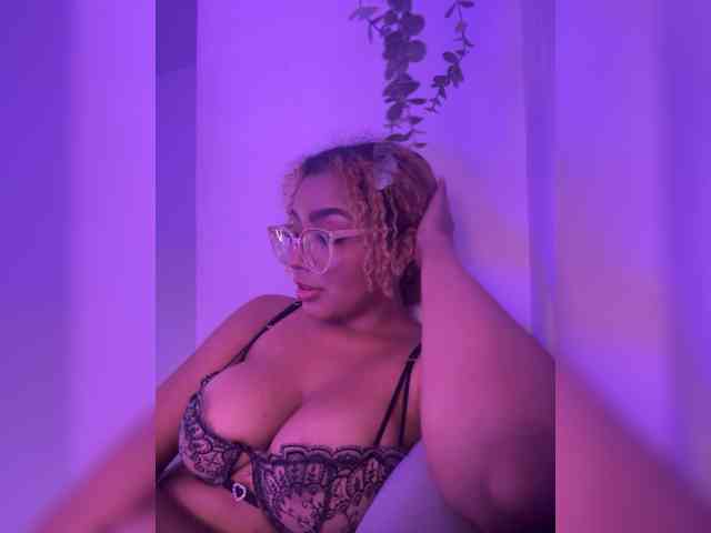 VioletVergara webcam