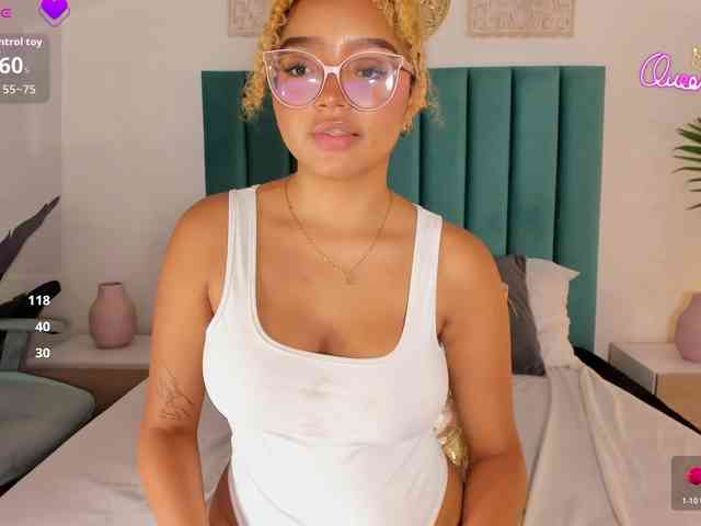 VioletVergara webcam