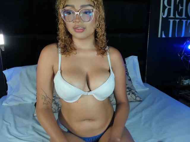 VioletVergara webcam