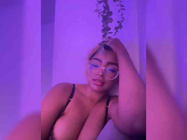 VioletVergara webcam