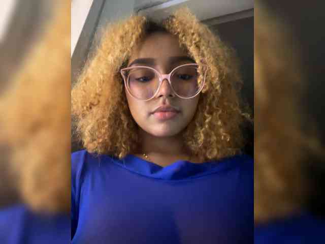 VioletVergara webcam