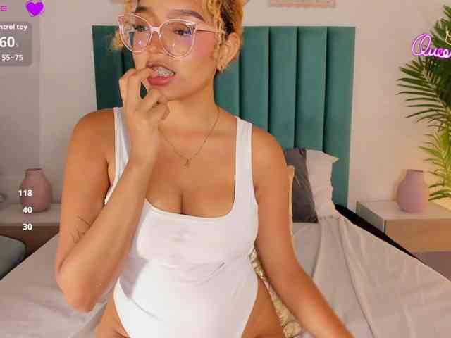 VioletVergara webcam