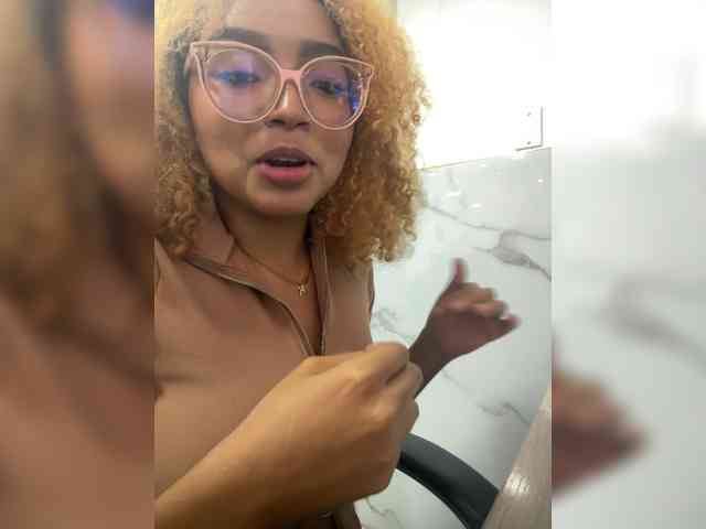 VioletVergara webcam