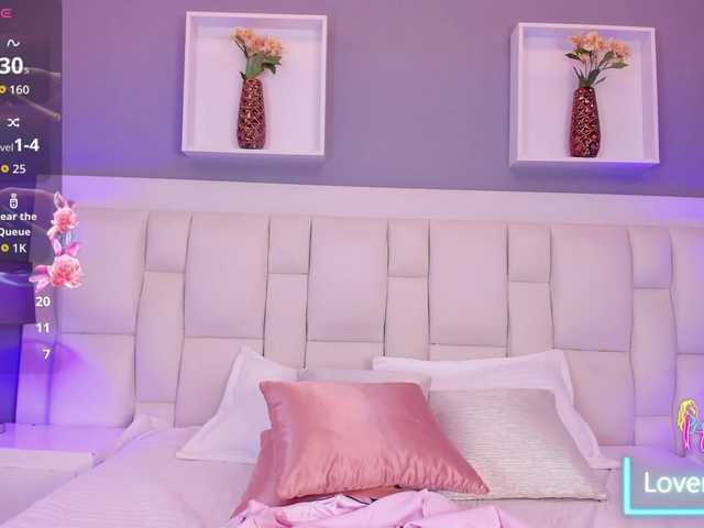 SaraNixxon's BongaCams show and profile