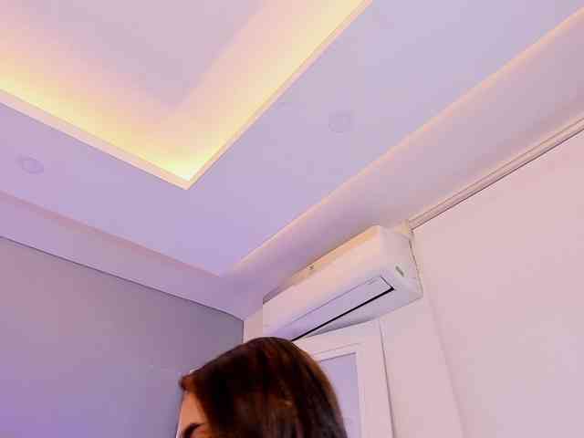 SaraNixxon SaraNixxon