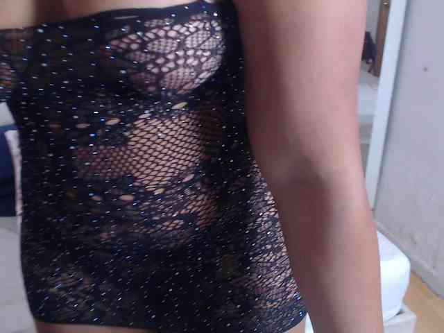 naughty-big-ass18 webcam