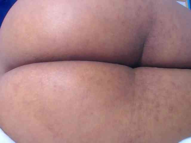 naughty-big-ass18 webcam