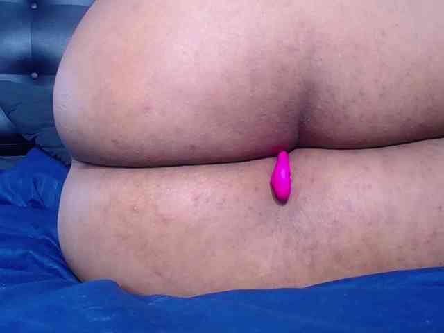 naughty-big-ass18 naughty-big-ass18