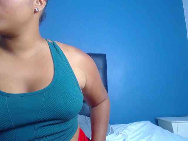 naughty-big-ass18 webcam