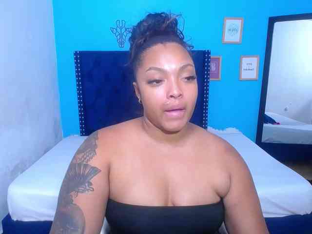 naughty-big-ass18 naughty-big-ass18