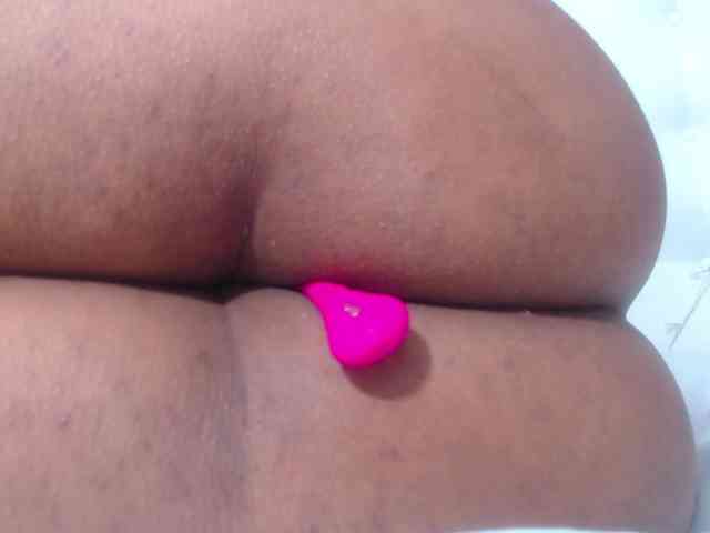 naughty-big-ass18 naughty-big-ass18