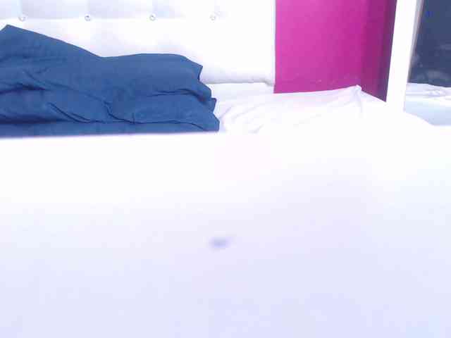 naughty-big-ass18 webcam