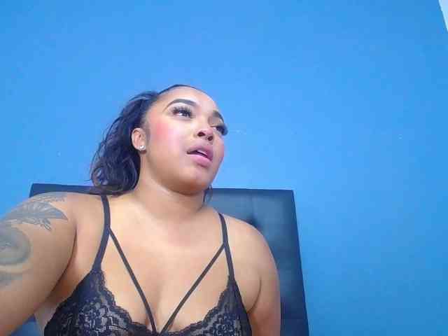 naughty-big-ass18 webcam