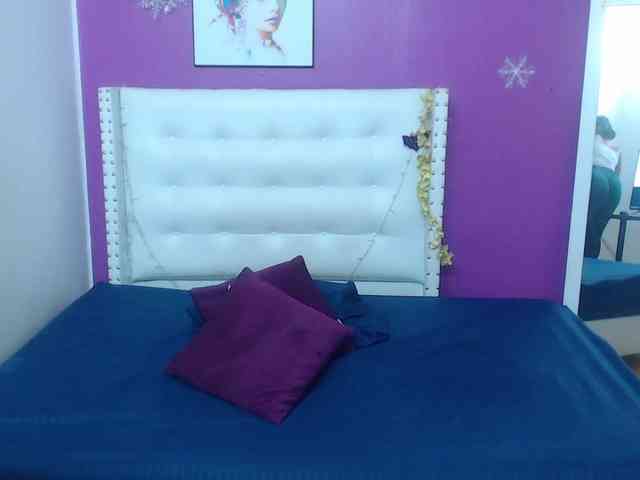 naughty-big-ass18 naughty-big-ass18