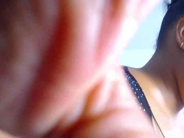 naughty-big-ass18 webcam