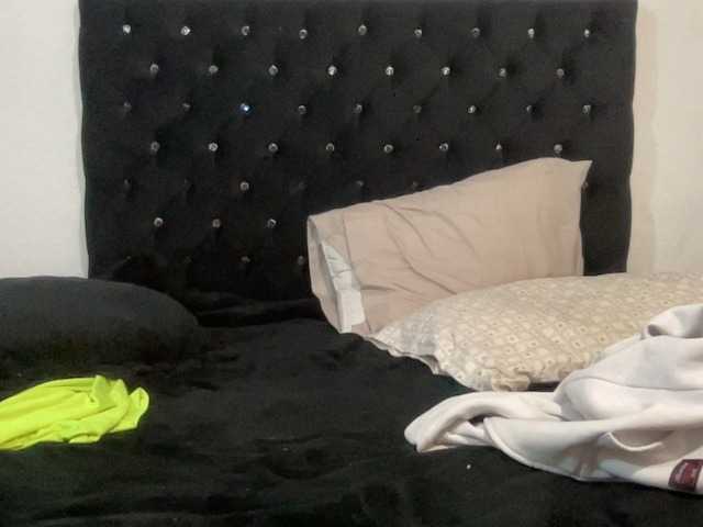 QUEENANDJOKER's BongaCams show and profile