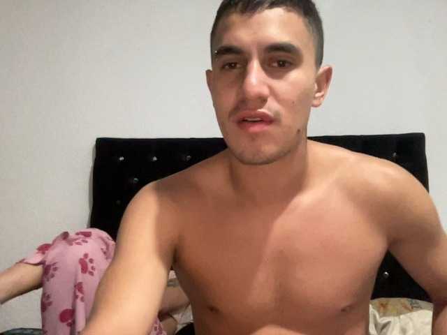 QUEENANDJOKER – webcam model profile photo