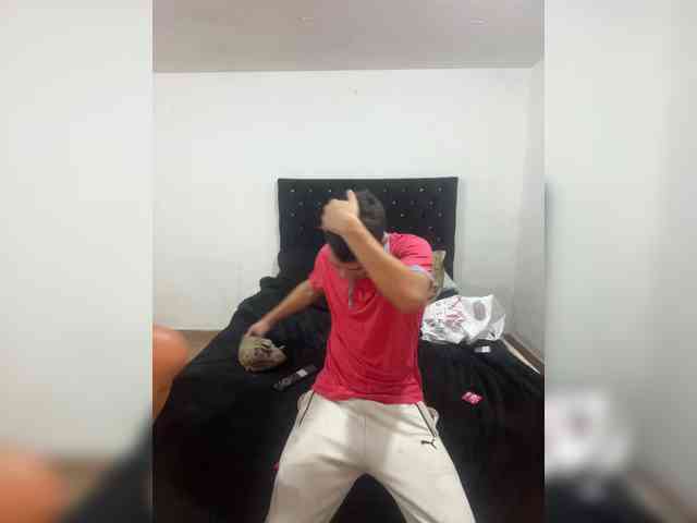 QUEENANDJOKER webcam