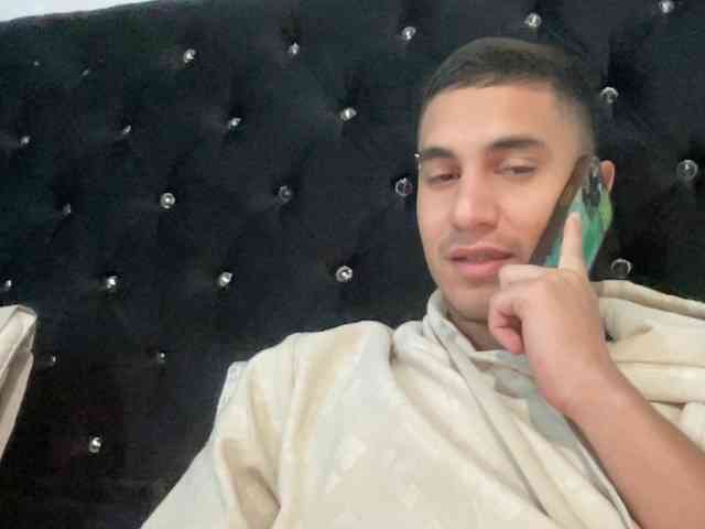 QUEENANDJOKER webcam