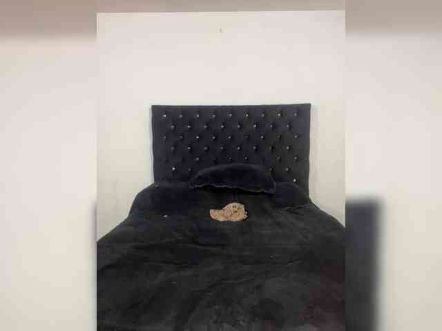 QUEENANDJOKER webcam