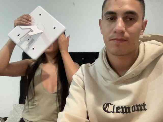 QUEENANDJOKER webcam