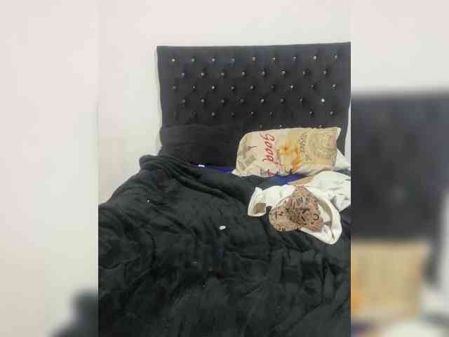 free nude chatroom QUEENANDJOKER