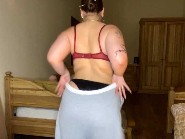  LakishaOtukolo chat room