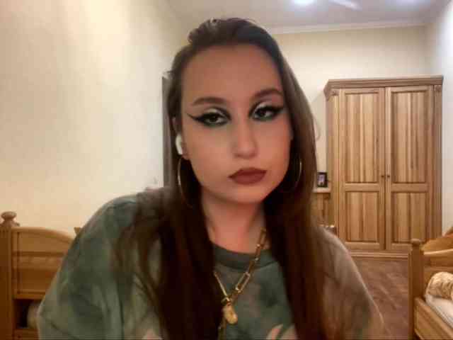 LakishaOtukolo webcam