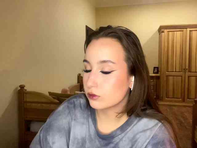 LakishaOtukolo webcam