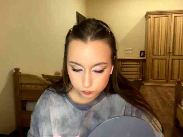 LakishaOtukolo webcam