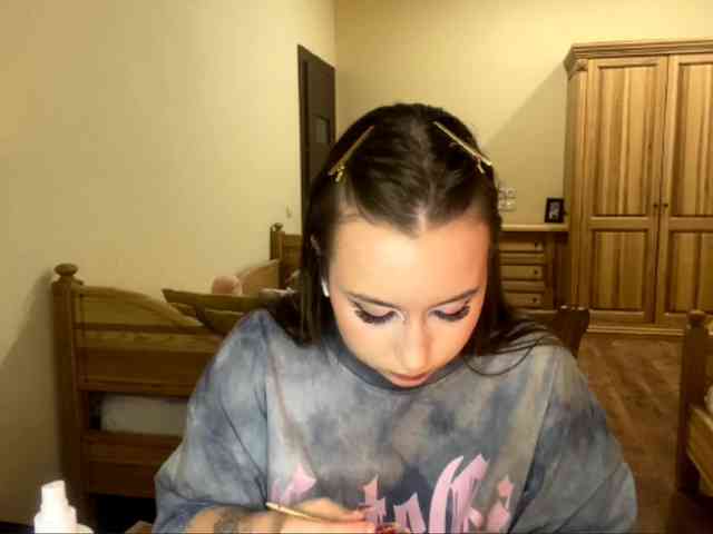 LakishaOtukolo webcam