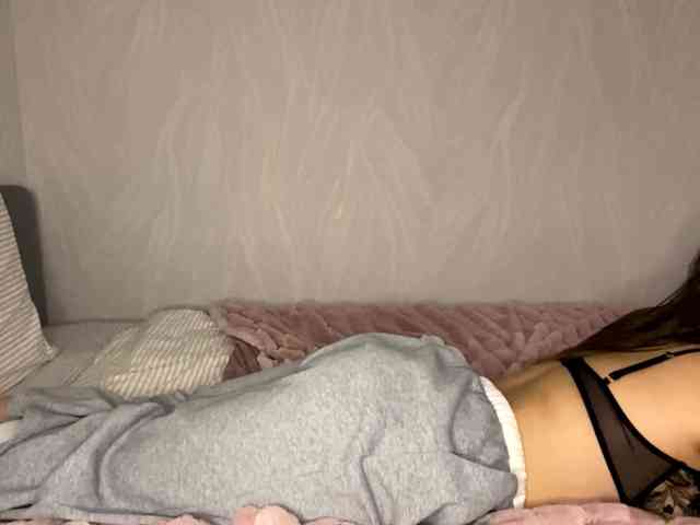 LakishaOtukolo webcam