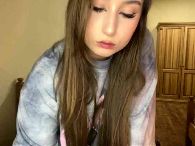 LakishaOtukolo webcam