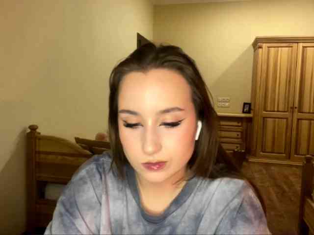 LakishaOtukolo webcam