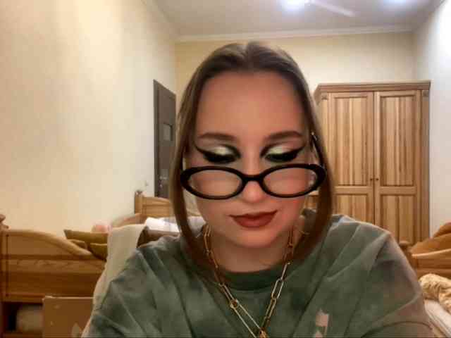 LakishaOtukolo webcam