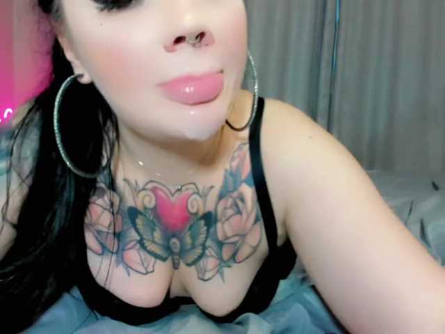 Aira-Vi from BongaCams is Freechat