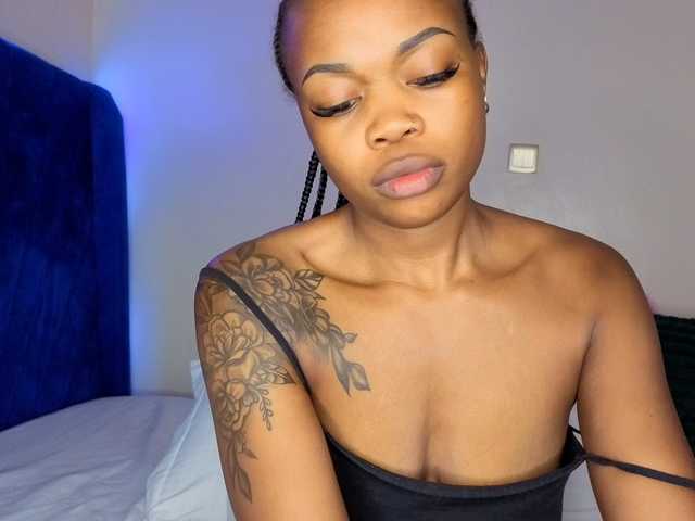 SexyGusher's BongaCams show and profile