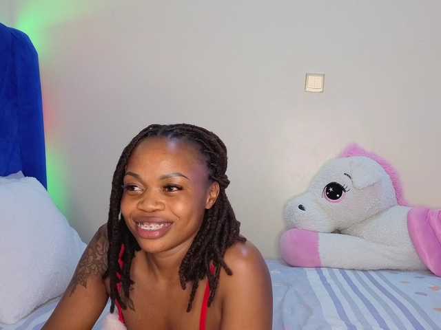 SexyGusher's BongaCams show and profile