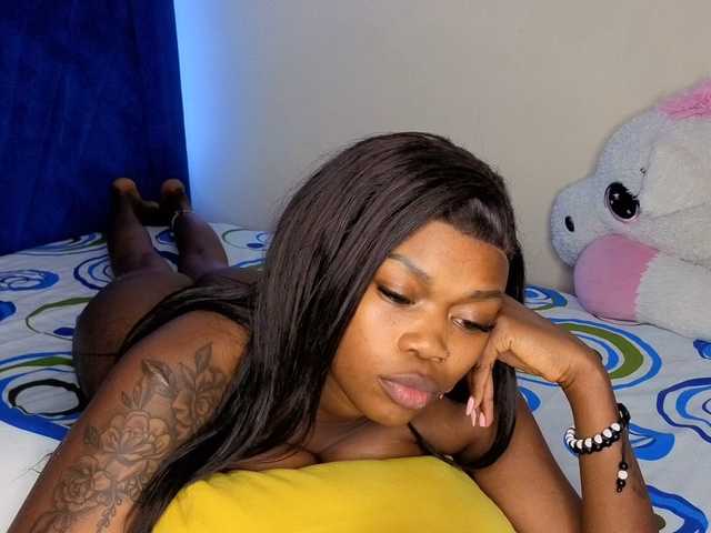 SexyGusher's BongaCams show and profile