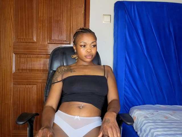 SexyGusher's BongaCams show and profile