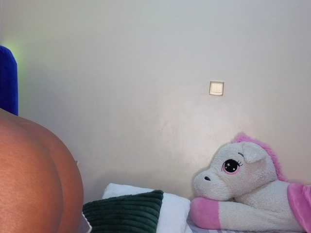 SexyGusher's BongaCams show and profile